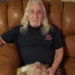 Meet your Posher, Leroy